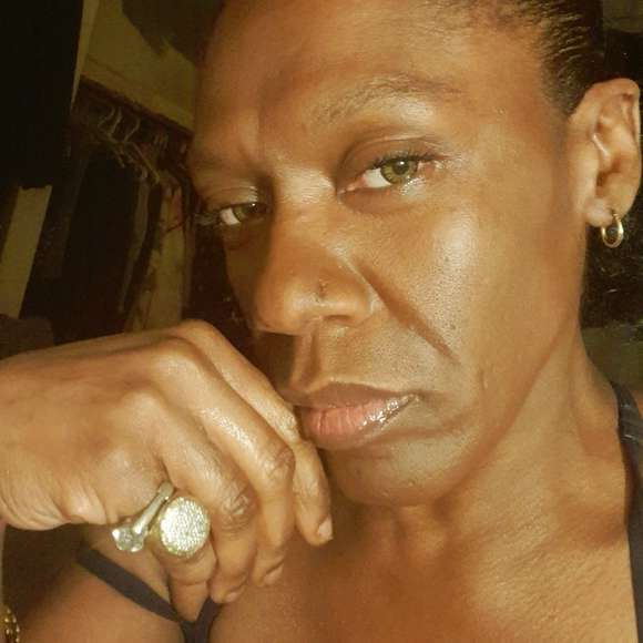 Meet your Posher, Paula - Picture 5 of 16